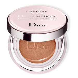 DIOR - Capture Dreamskin Moist&Perfect Cushion SPF 50 PA+++ - Stahuje póry a rozjasňuje