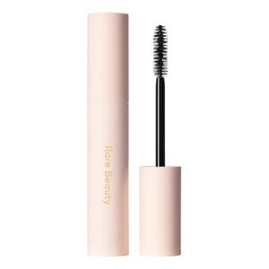 RARE BEAUTY - Perfect Strokes Universal Voluminizing Mascara - Objemová řasenka